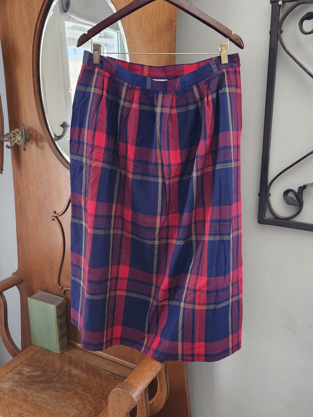 Vintage Pendleton 100% Virgin Wool Plaid Pleated Midi Skirt Made USA
